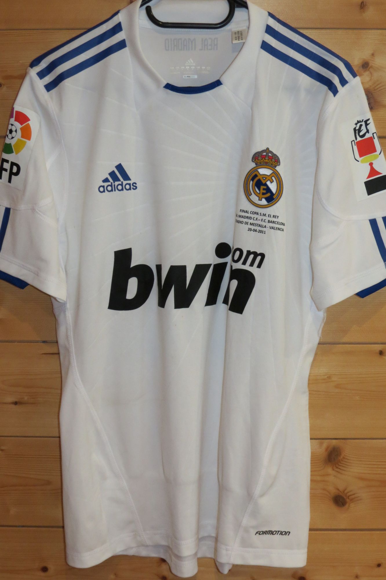 trikot-1589-real-dimaria-fA519C31A-1AB2-B381-D2E6-D417EFE8D817.jpg