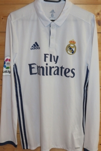 trikot-1592-real-kroos-fC8730E53-7A44-BBD8-890D-1222E1969DE1.jpg