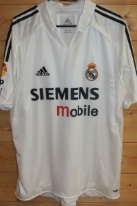 trikot-1594-real-ronaldo-fC706A91F-936D-193A-8DE8-6BF3424CEA0C.jpg