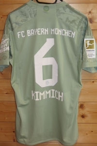 trikot-1568-bayern-kimmich-rDAF1D5EA-B9A0-FC3A-28C5-F9E081CD60B3.jpg