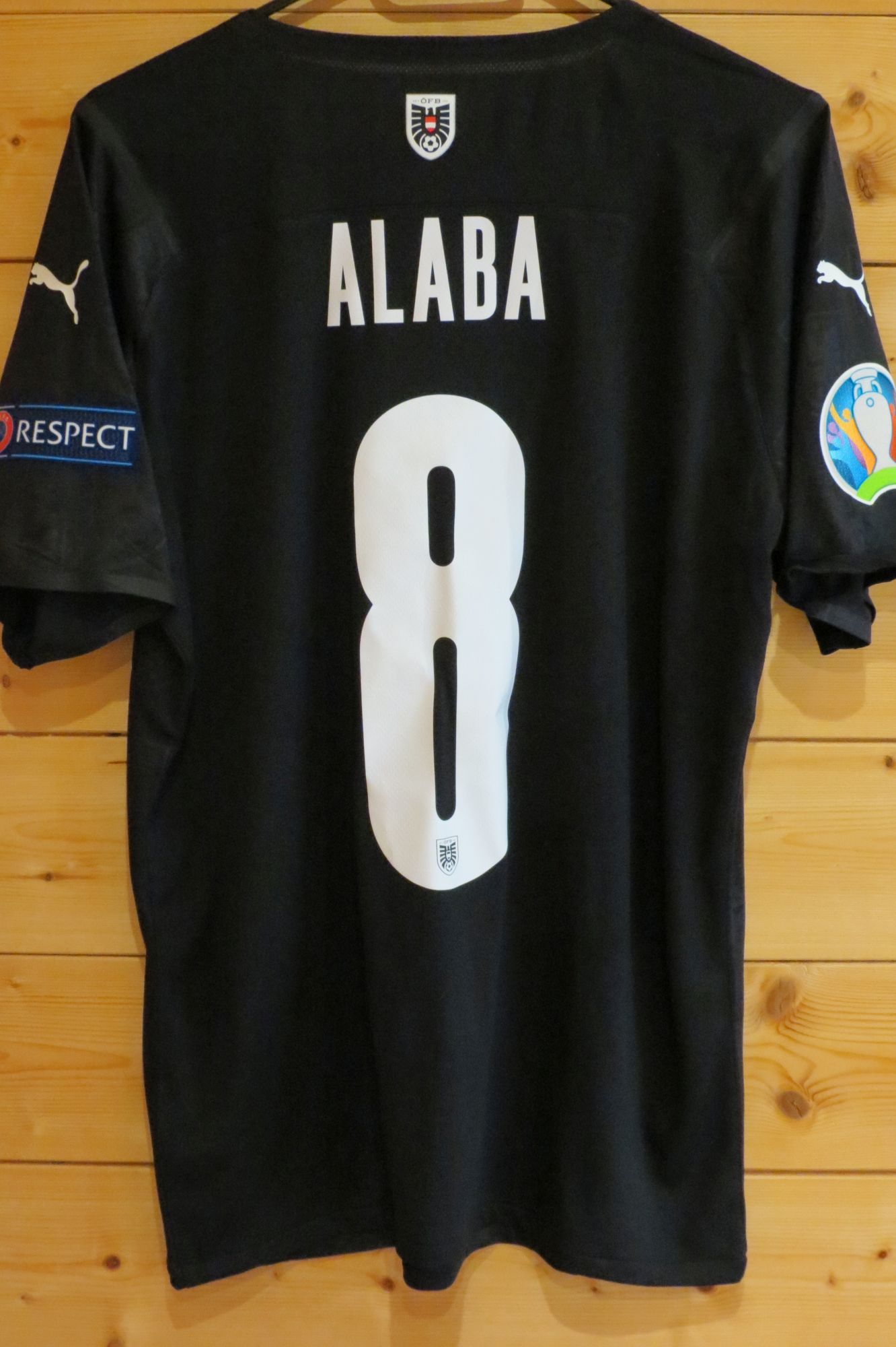 trikot-1570-oesterreich-alaba-r232575A1-DE57-622B-D78D-1BC4975CAA70.jpg