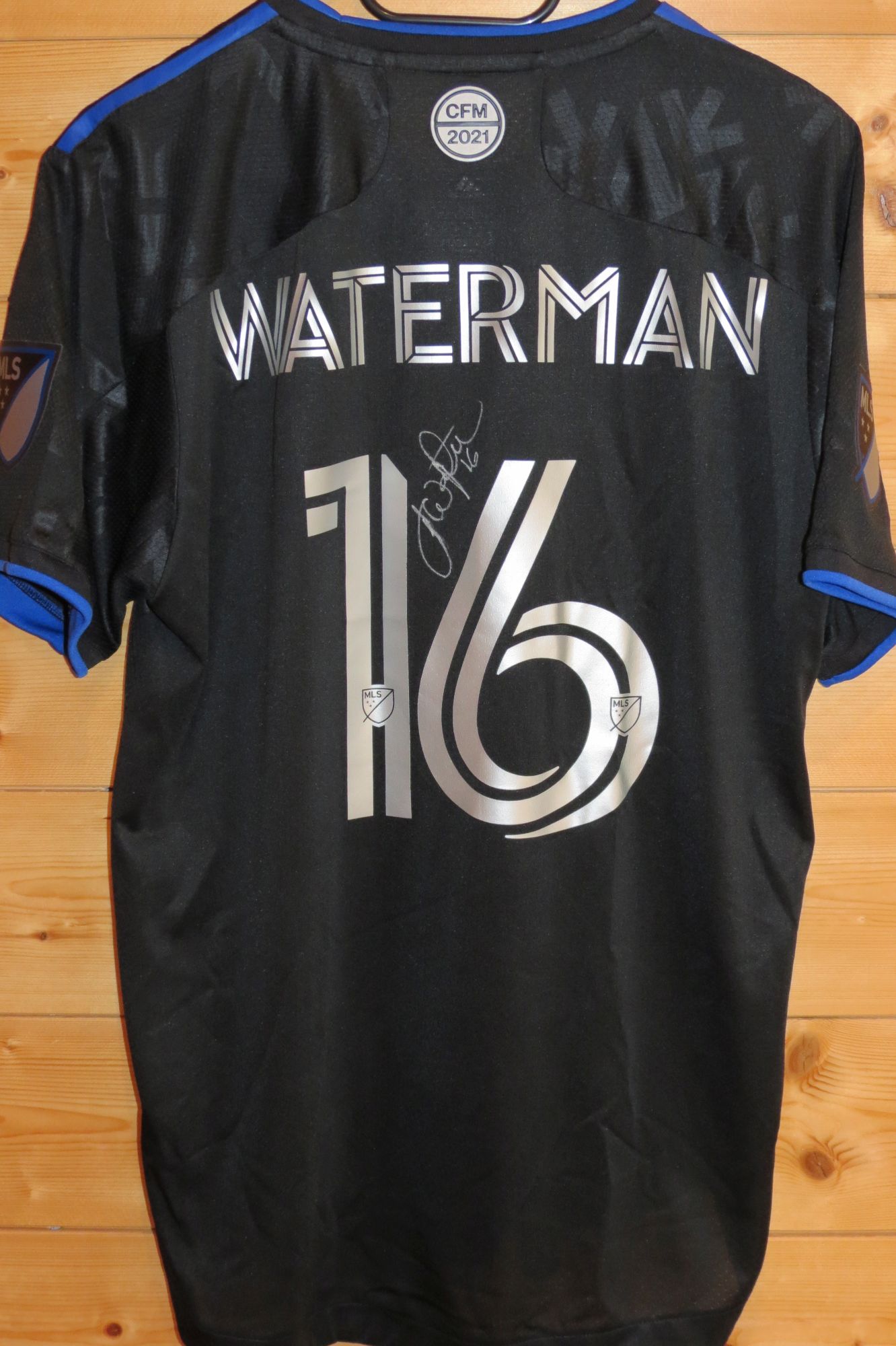 trikot-1585-montreal-waterman-r5AE516E9-78B2-4705-0D59-CB51B422F884.jpg